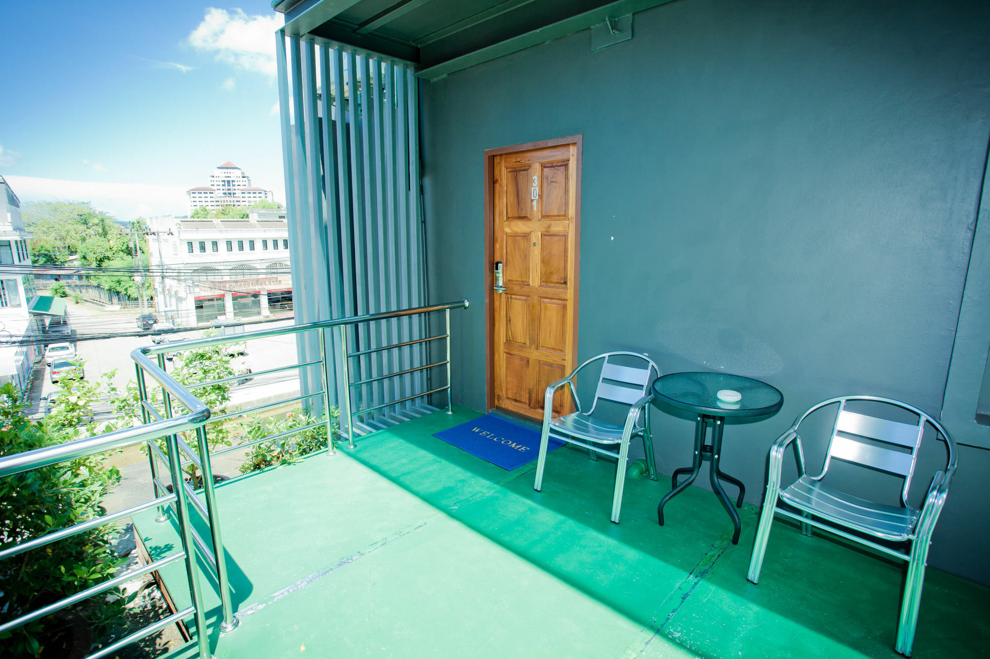 Chaphone Guesthouse Phuket Exterior photo